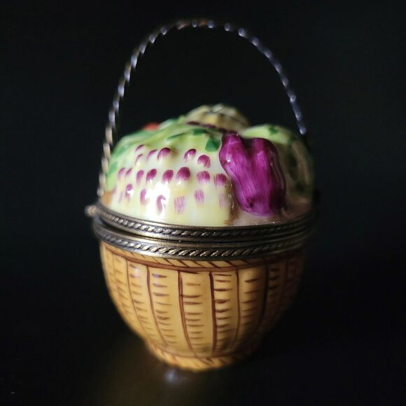Vtg Limoges France Peint Main Trinket Box Vegetable Basket, Gardener Gift - Picture 5 of 8